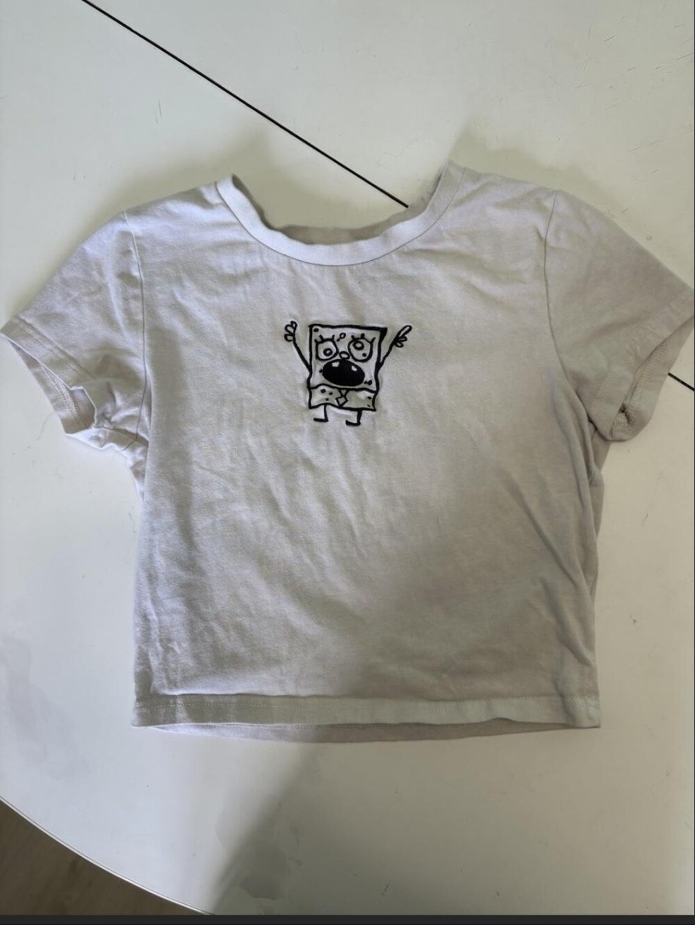 nickelodleon White T-Shirt SpongeBob Logo F21 PO#23014792 Size Medium